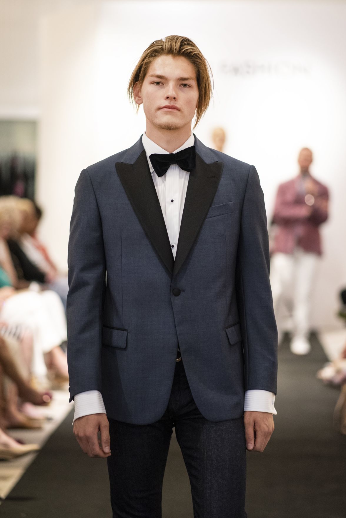 WomenÕs Society of Washington University Art in Fashion event